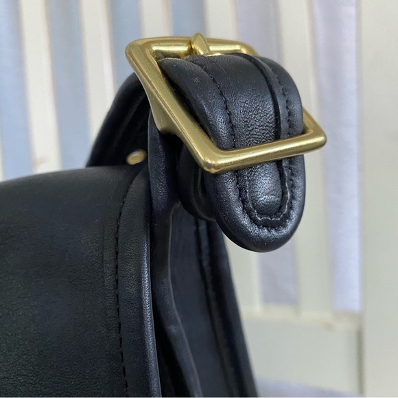 Coach Classic Legacy Flap Black Glove Leather Shoulder Bag - Picture 16 of 16